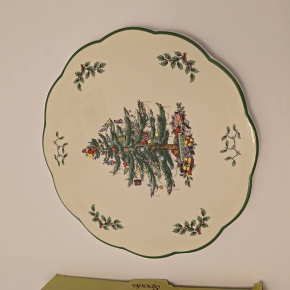 Spode Christmas Tree Appetizer Plate with Knife - Picture 5 of 13